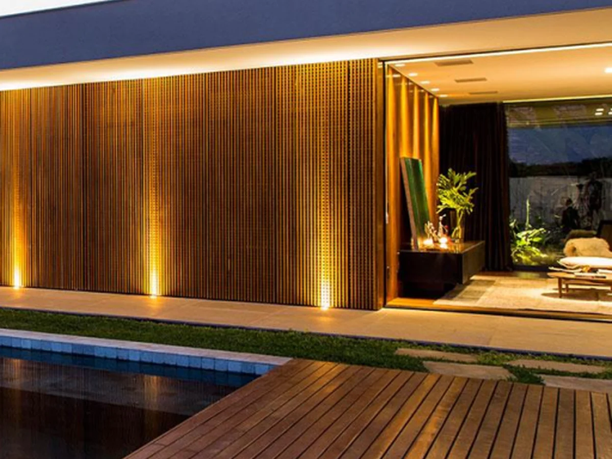 Casa residencial moderna para ilustrar atendimento da CR Empreiteira